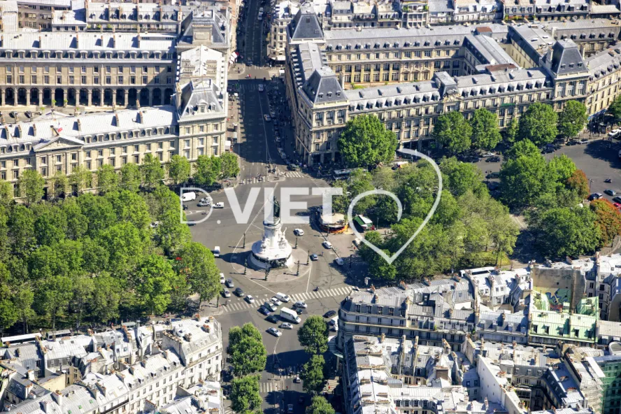 Photo Dominique VIET - Republique