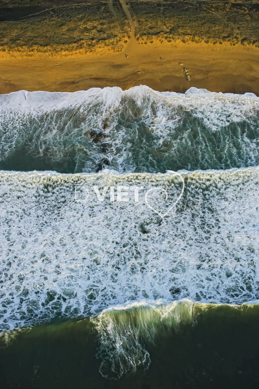 Photo Dominique VIET - Plage vague