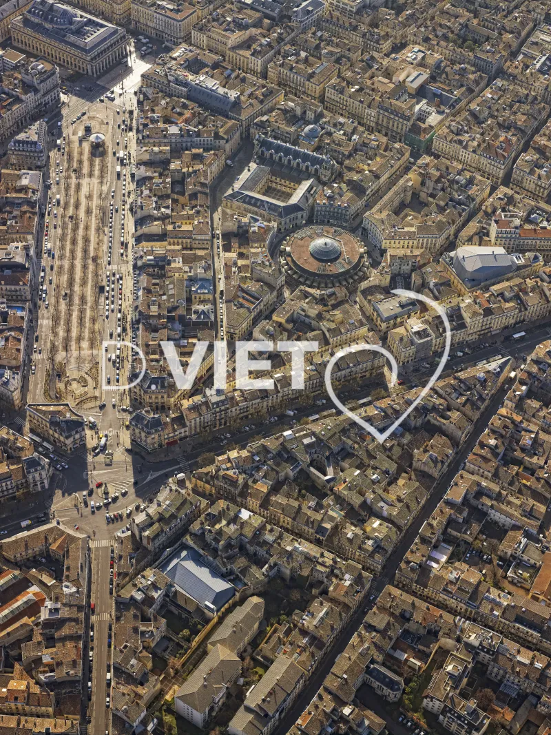 Photo Dominique VIET - Allees de Tourny