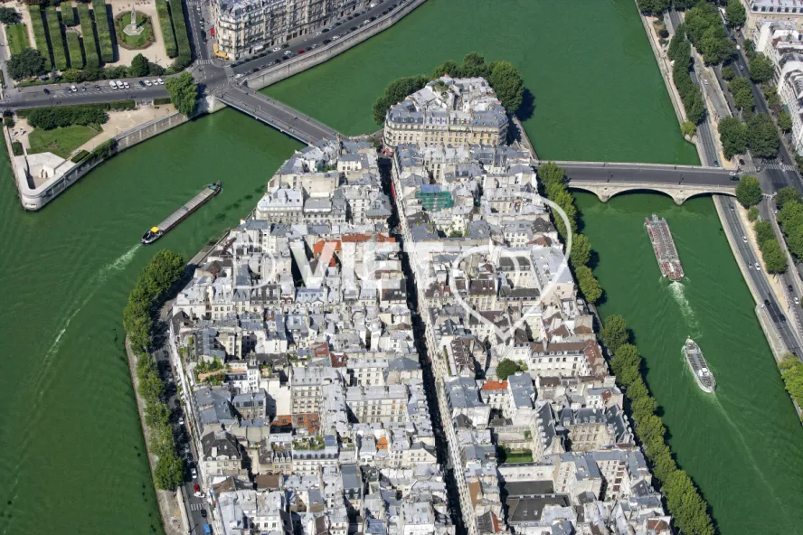 Photo Dominique VIET - Ile saint louis pont saint louis et pont Louis Philippe