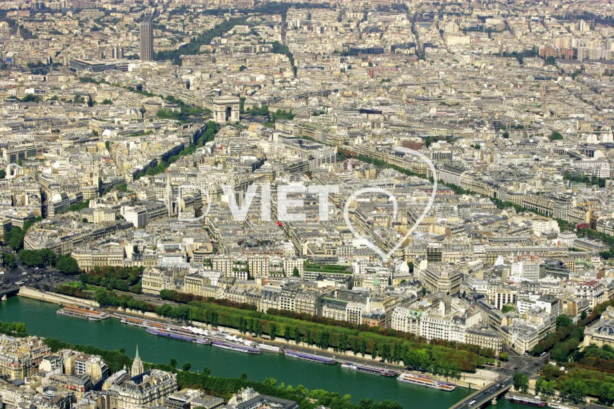 Photo Dominique VIET - XVI XII XVII Arc de Triomphe