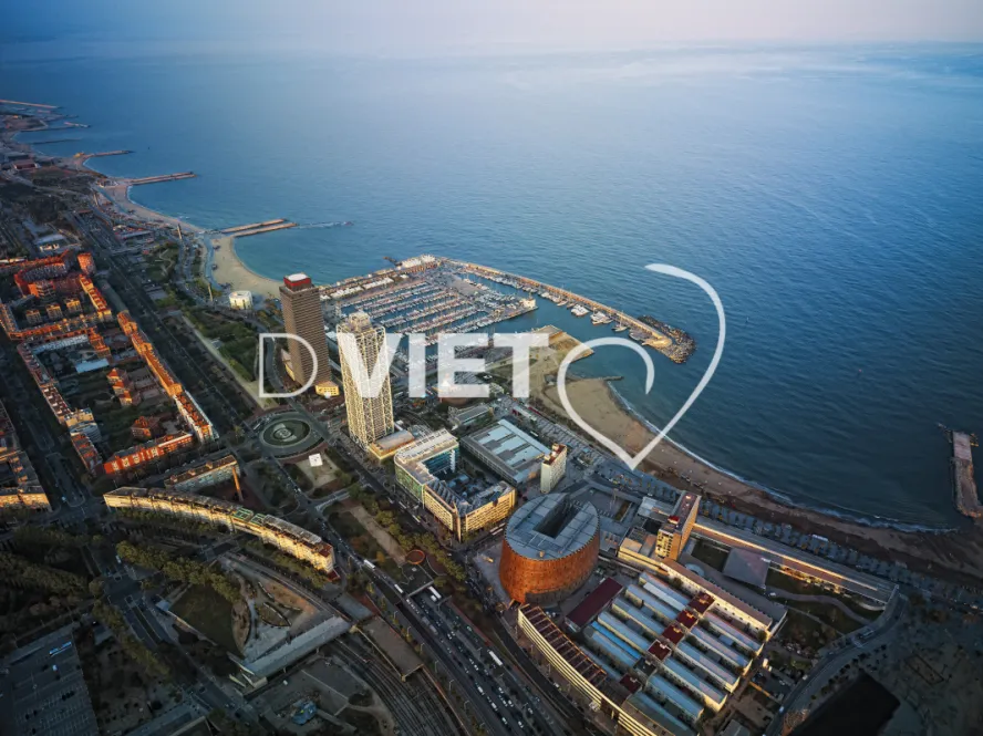 Photo Dominique VIET - Style: PANOBCN