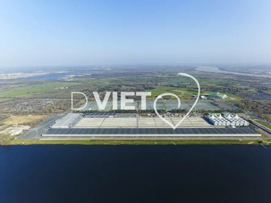 Photo Dominique VIET - Parc des expositions Stadium velodrome bois de bordeaux parc floral