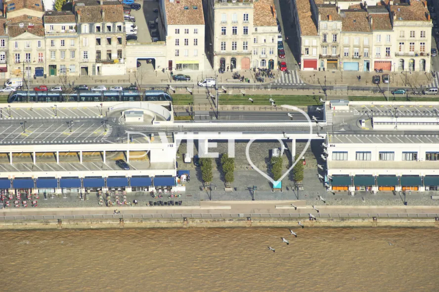 Photo Dominique VIET - VIET_006440