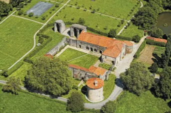 Photo Dominique VIET - Abbaye Notre Dame de la grainetiere