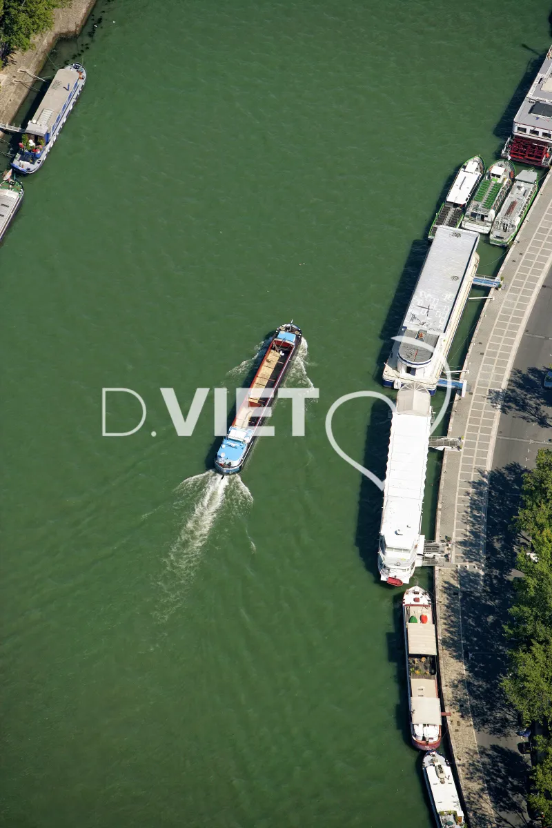 Photo Dominique VIET - la Seine
