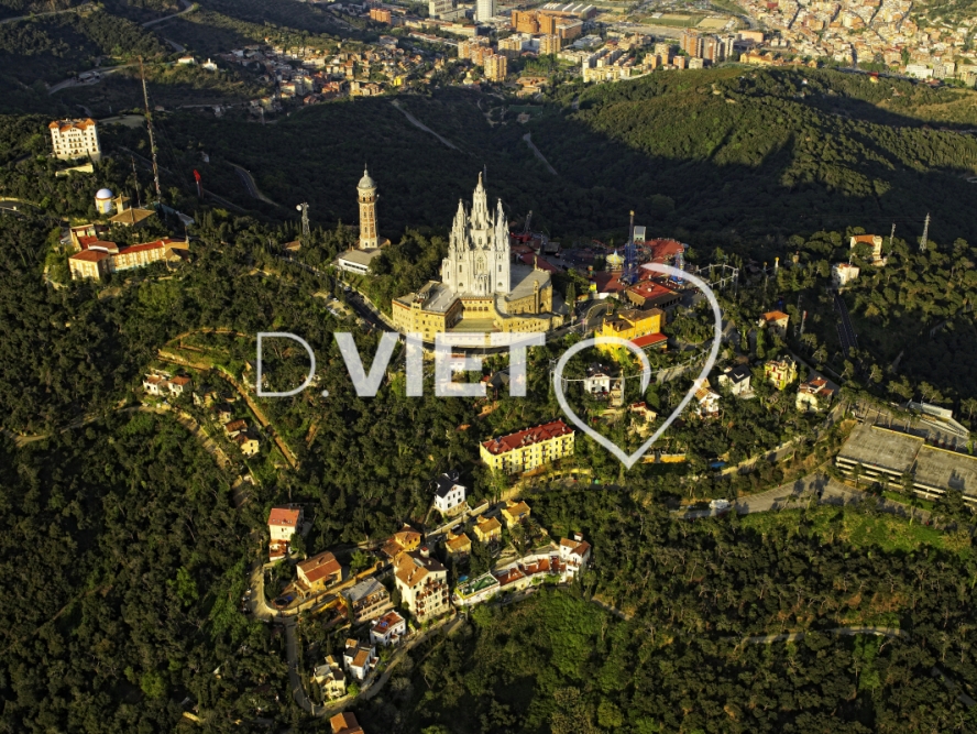 Photo Dominique VIET - Castell de Montjuïc