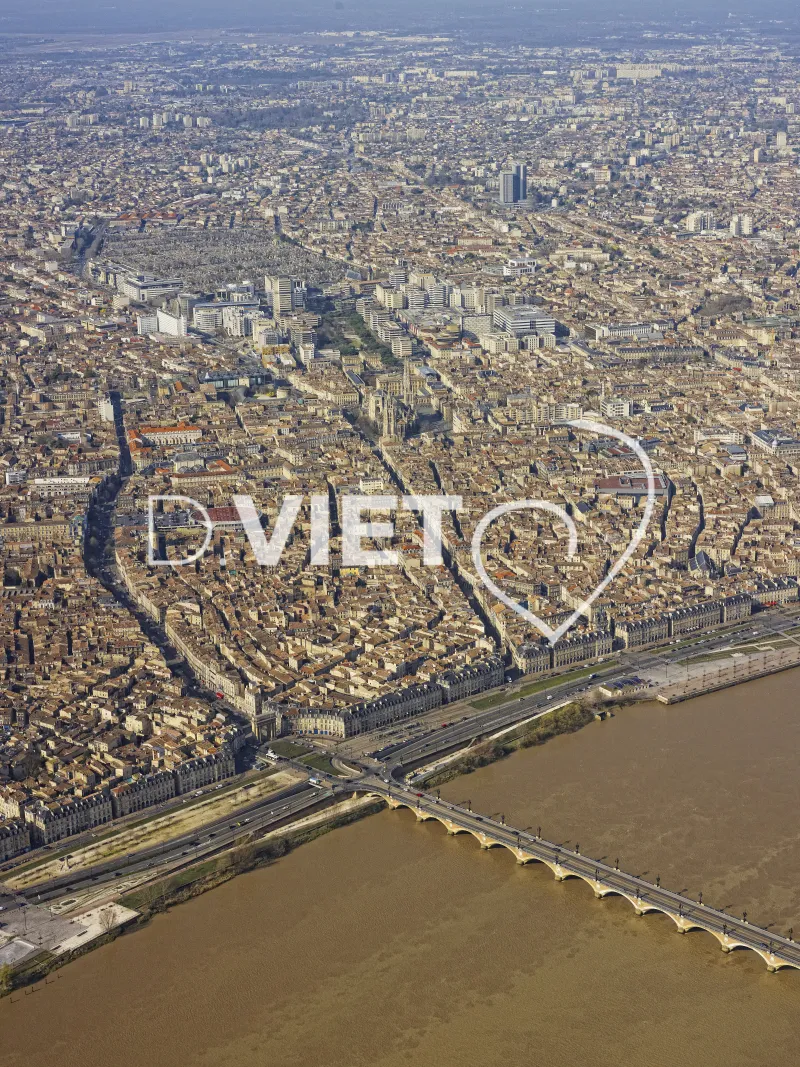 Photo Dominique VIET - VIET_006406