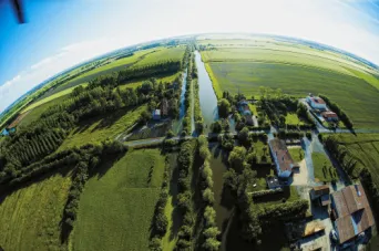 Photo Dominique VIET - Canal de vix marais poitevin