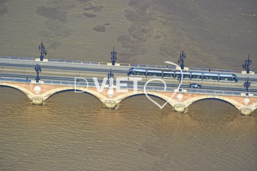 Photo Dominique VIET - VIET_006452