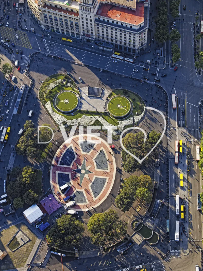 Photo Dominique VIET - Plaça Catalunya